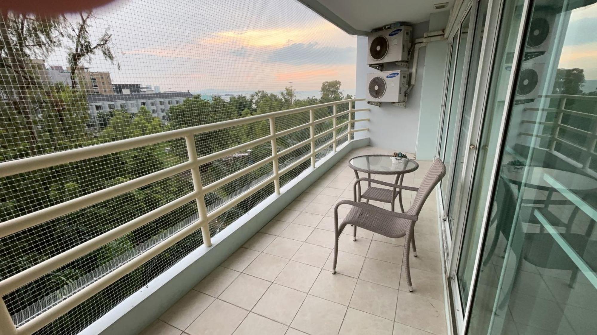 View Talay 6 Pattaya Beach By Anatolia Condo Suite Zewnętrze zdjęcie