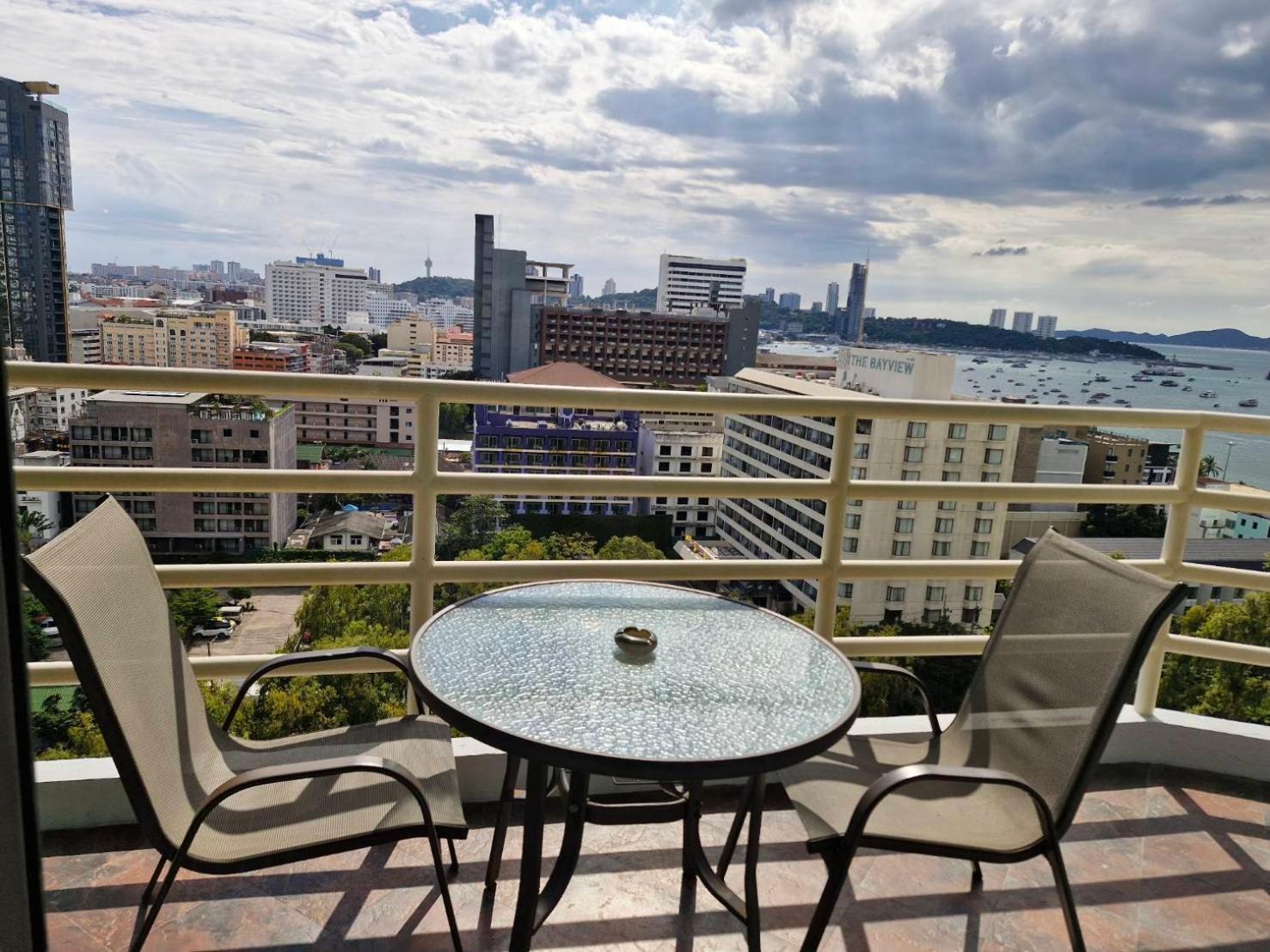 View Talay 6 Pattaya Beach By Anatolia Condo Suite Zewnętrze zdjęcie