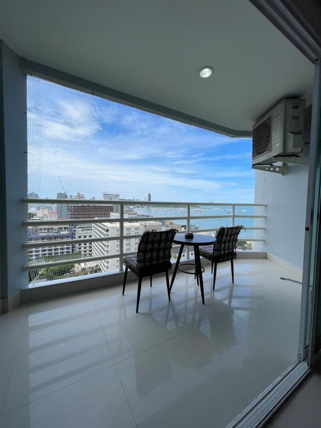 View Talay 6 Pattaya Beach By Anatolia Condo Suite Zewnętrze zdjęcie