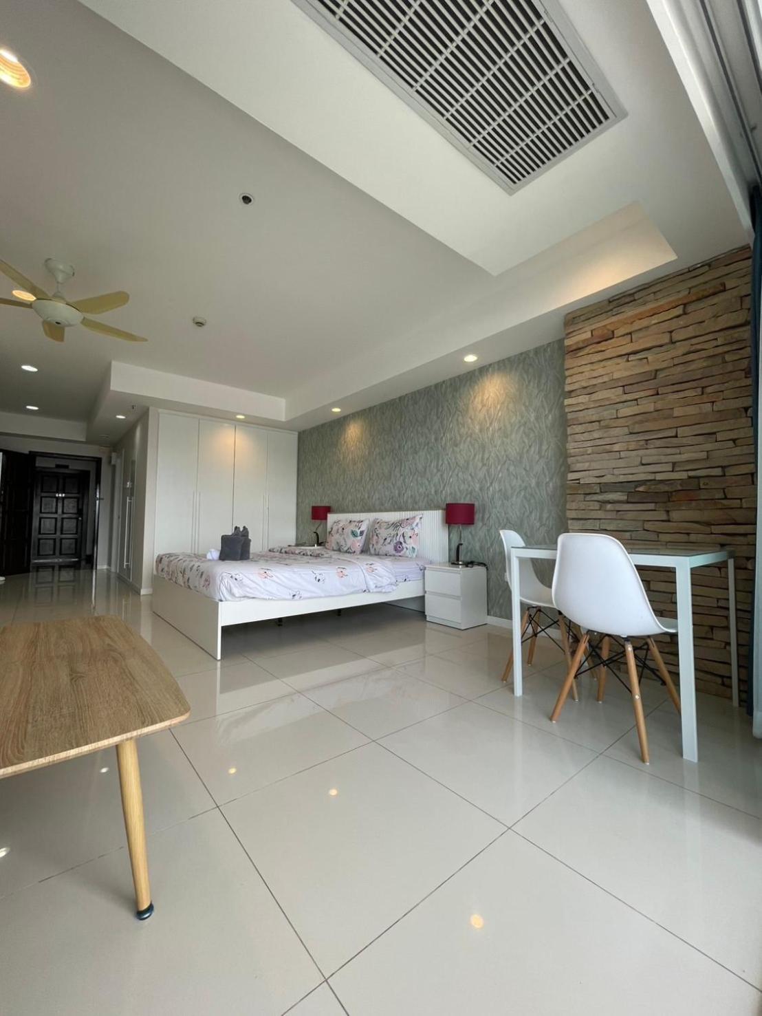 View Talay 6 Pattaya Beach By Anatolia Condo Suite Zewnętrze zdjęcie